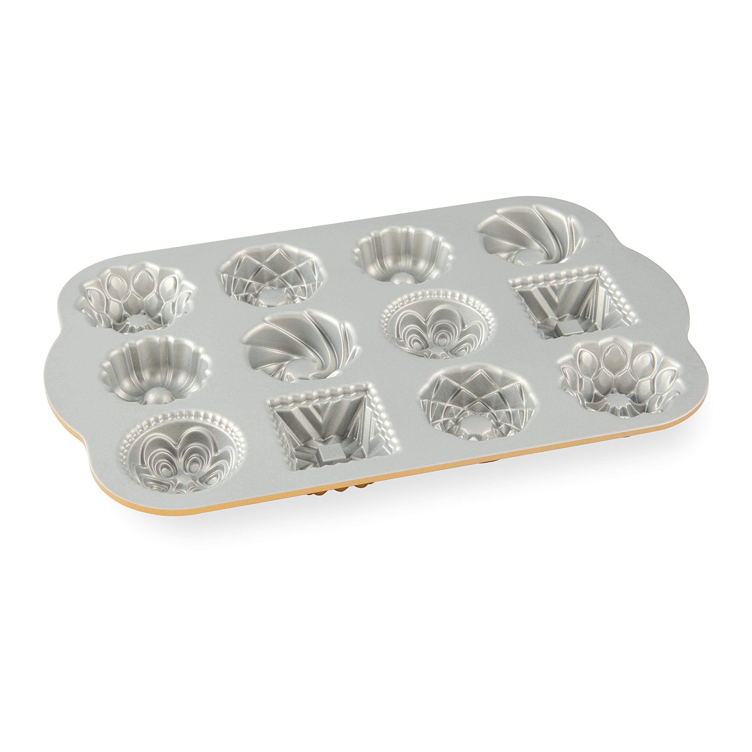 Nordic Ware Bundt Charms forma original en oro para bundt y mini pasteles decorativos.