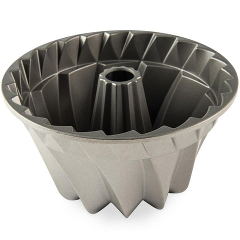 Nordic Ware Bundt: desmolde fácil para pasteles con forma uniforme.
