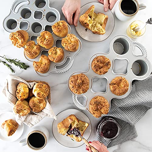 Nordic Ware Grand Popover Pan apto para lavado a mano y cuidado suave.