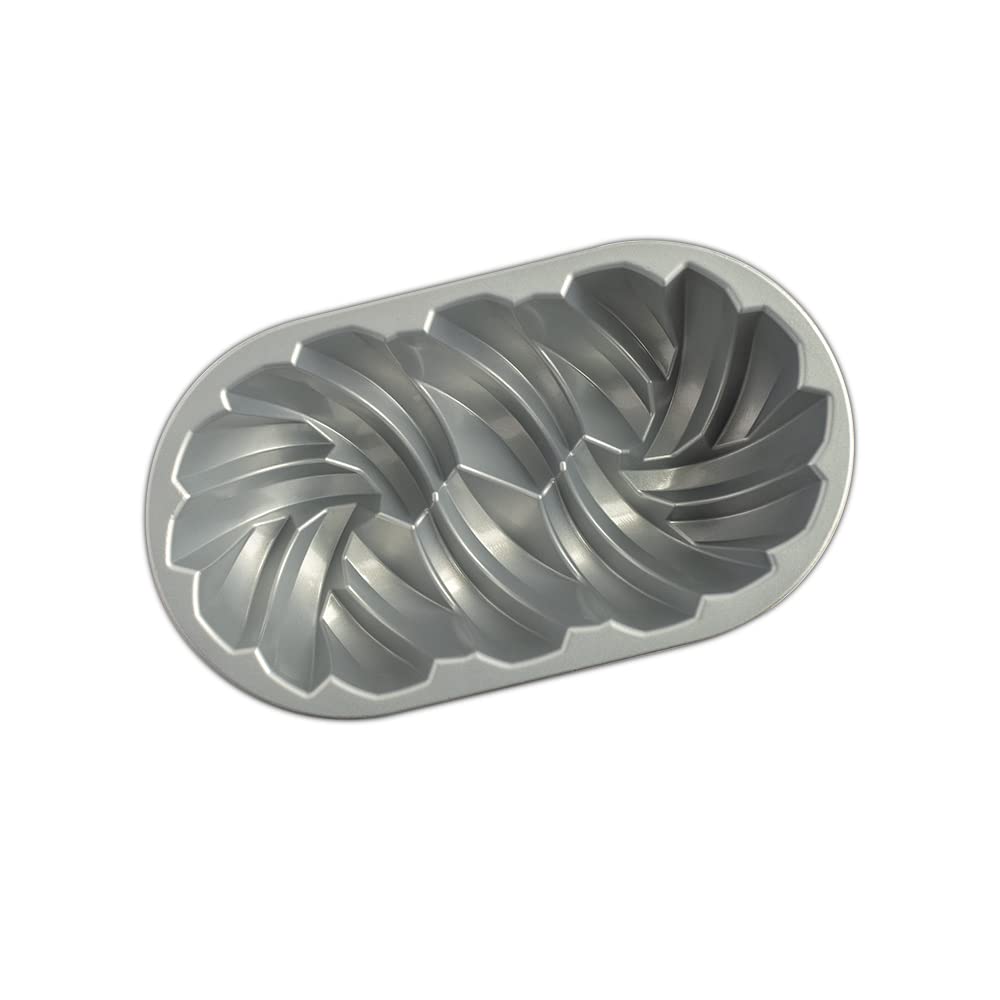 Nordic Ware Molde hecho en Estados Unidos, enfoque calidad y durabilidad.