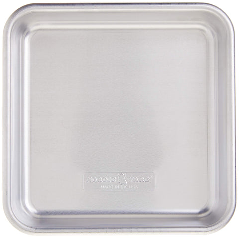 Nordic Ware Naturals: base de aluminio puro evita óxido y ofrece durabilidad