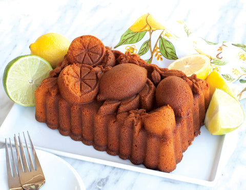 Dimensiones exteriores 10.1 x 5.7 x 3.2 pulgadas del Nordic Ware Citrus Blossom