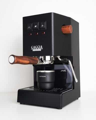 Cesta 18 g Normcore de alta extracción para crema consistente.
