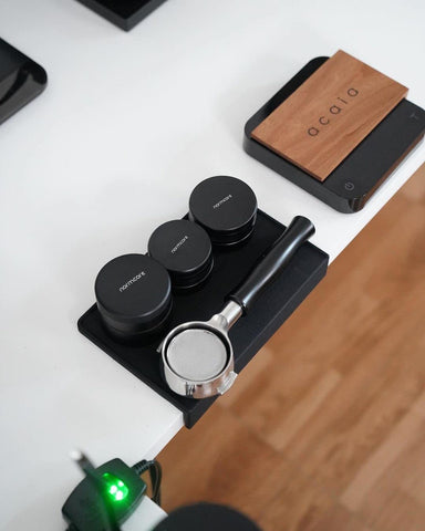 Normcore Tapete de tampado compatible con tamper de 54–58 mm.