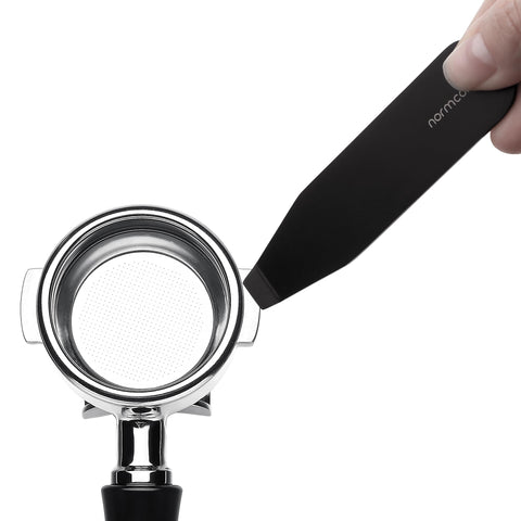Normcore mango ergonómico facilita retirada rápida sin rayar el portafiltro