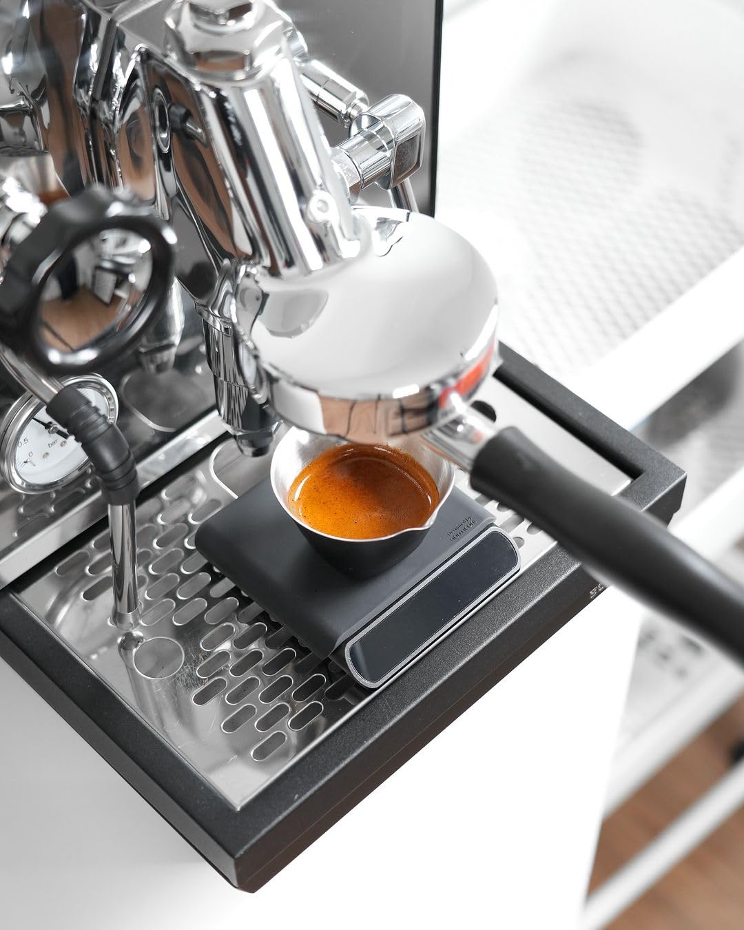 Normcore Pocket Coffee Scale V3 carga USB-C para recargas rápidas