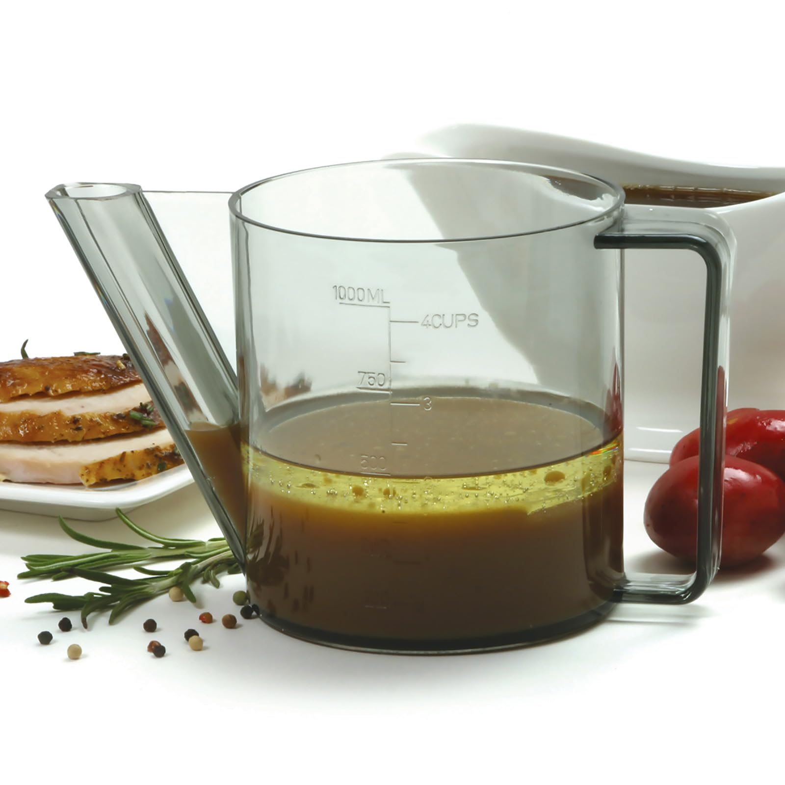 Norpro capacidad de 1 litro para jugos, caldos y salsas.