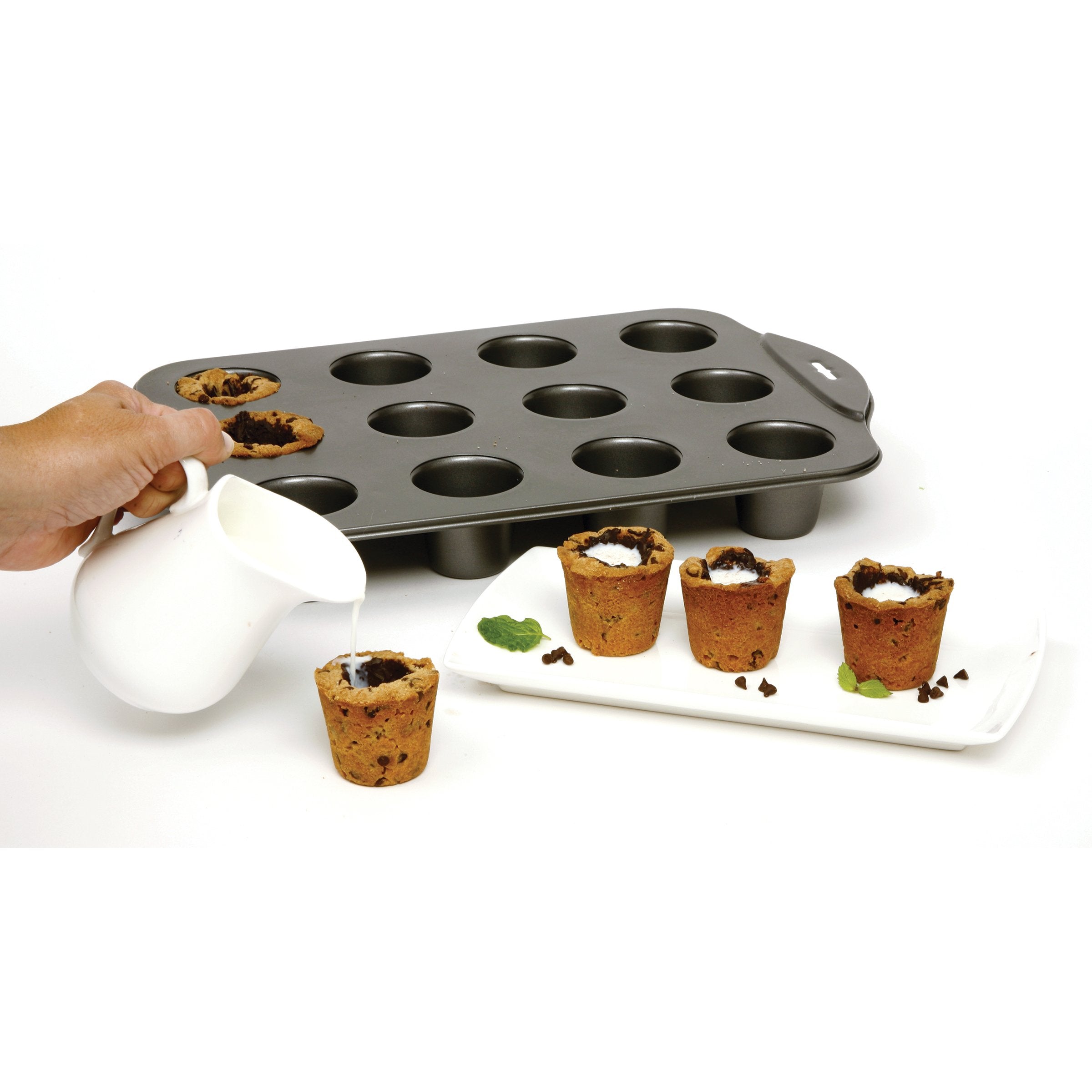 Norpro detalle orificios inferiores de 1,5 pulgadas para mini popovers