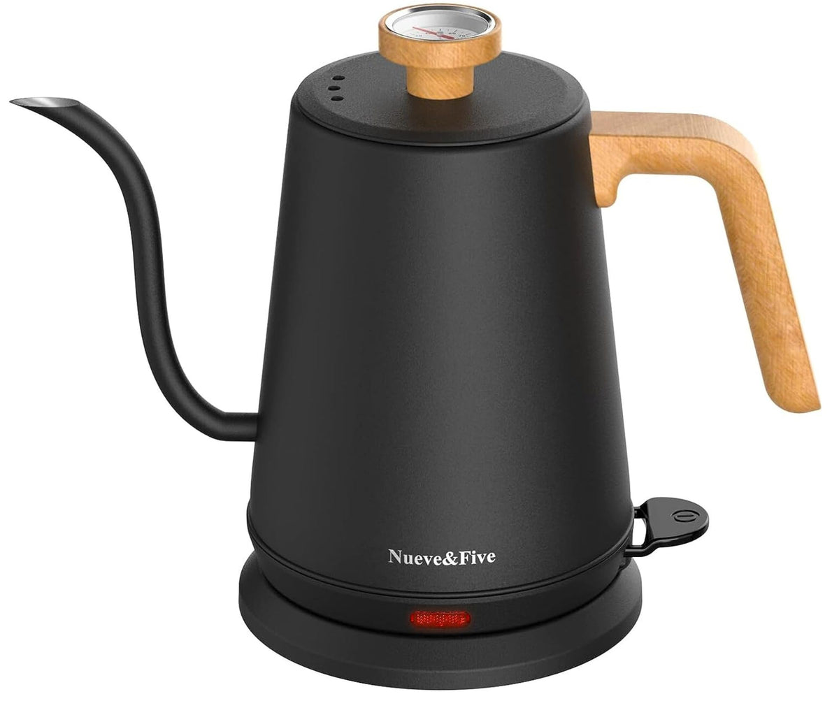 Pava Nueve&Five con termómetro en tapa para café y té a temperatura precisa