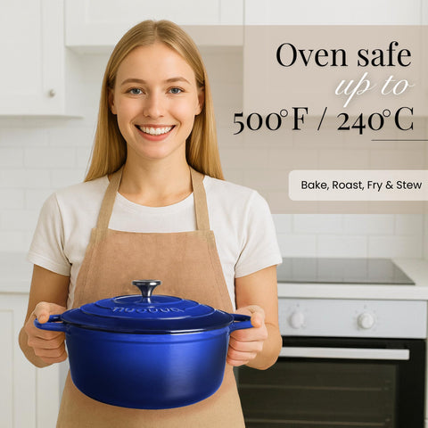 Olla Nuovva de color azul oscuro para cocina elegante.