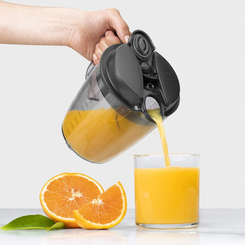 NutriBullet bandeja de pulpa retirada para limpieza fácil.