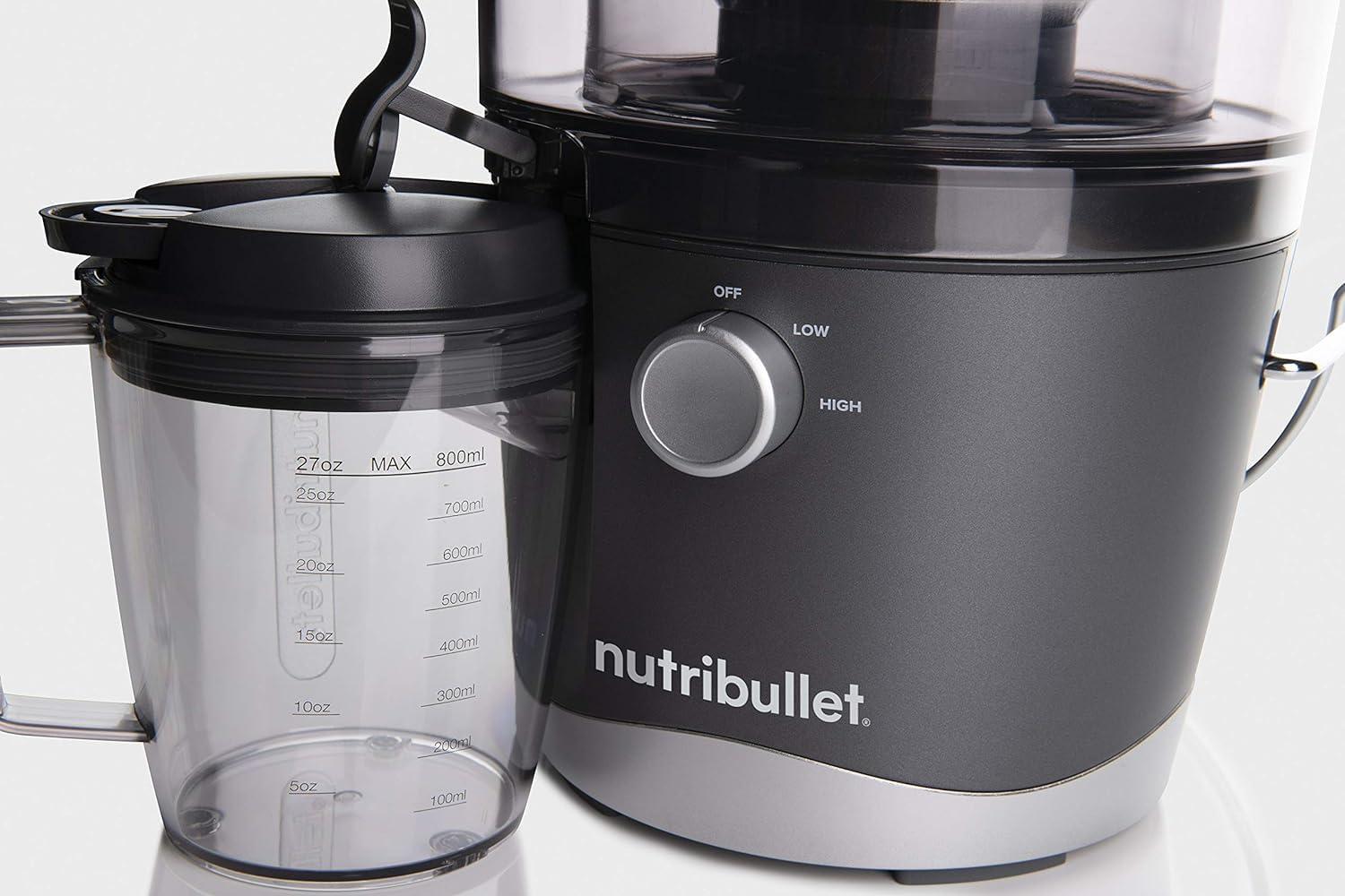 NutriBullet boquilla sin goteo para servir sin derrames.