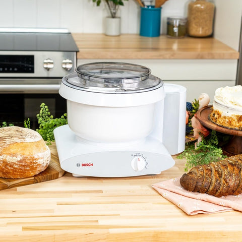 NutriMill Bosch Universal Plus: batidores de alambre para montar y batir con precisión.