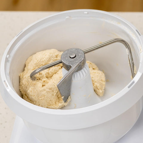 NutriMill Bosch Universal Plus: transmisión por correa potente para recetas exigentes.