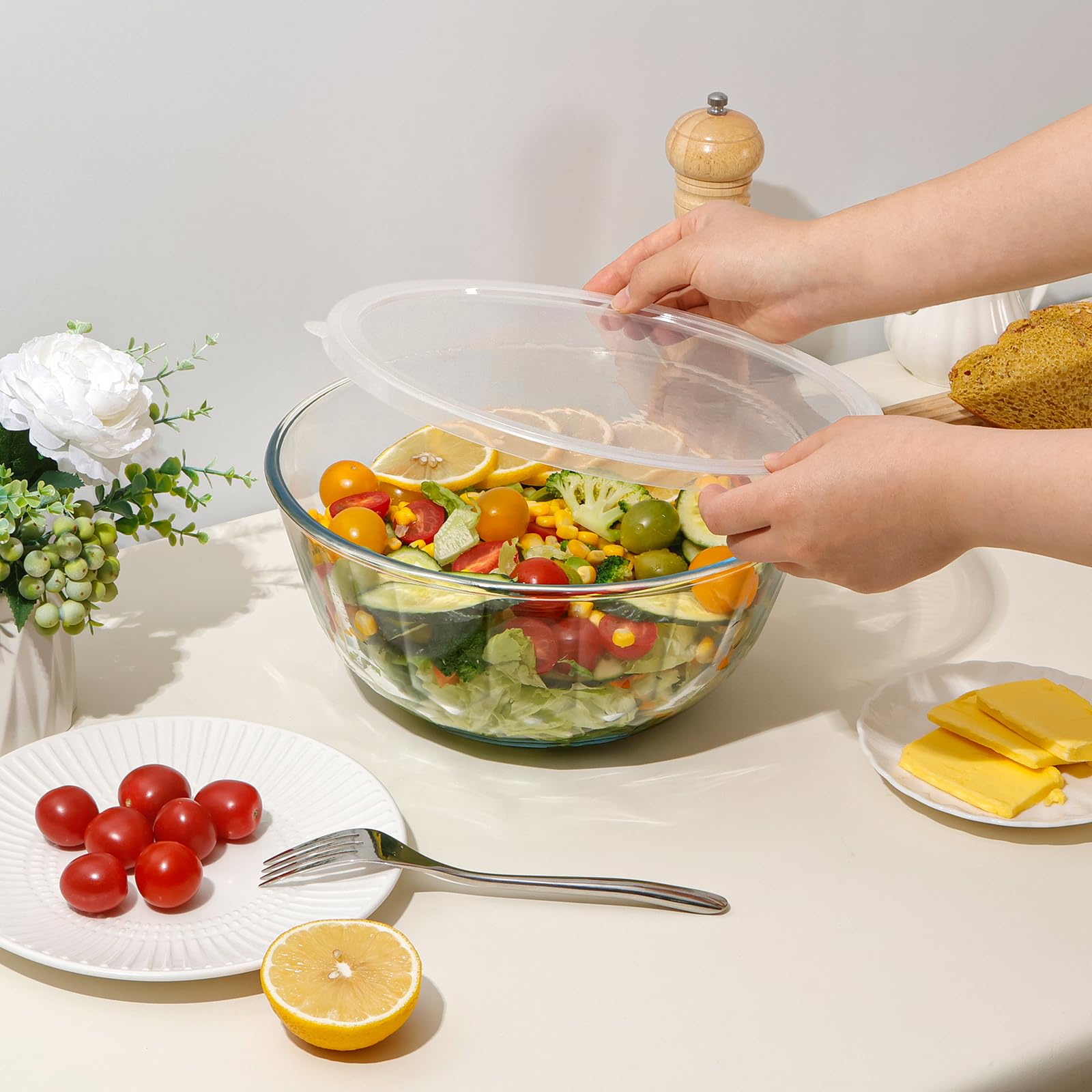 NUTRIUPS diseño resistente ante impactos añade elegancia a la mesa