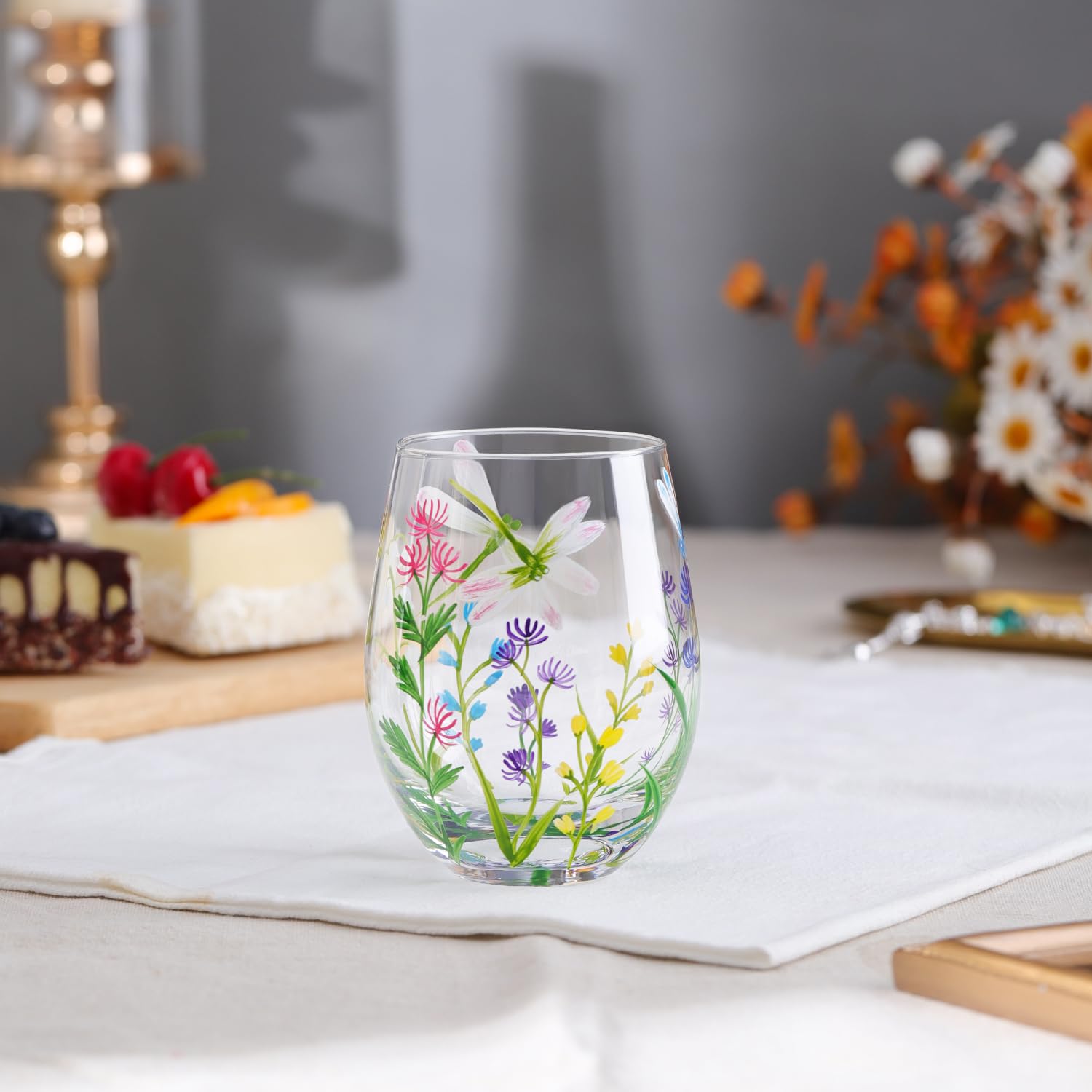 Vaso pintado a mano NymphFable con libélulas y flores; diseño único para su mesa.