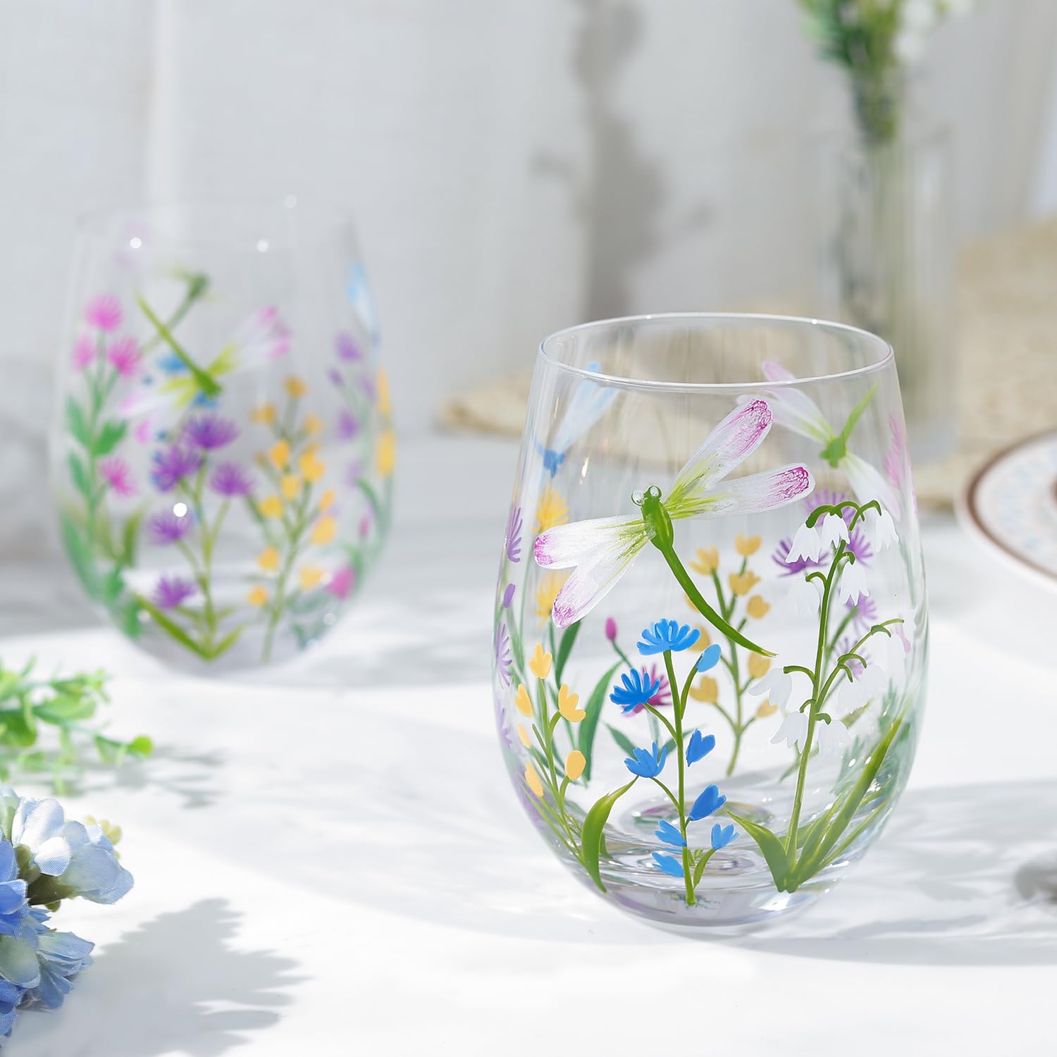 Caja regalo lista: vaso pintado a mano NymphFable, ideal para ocasiones especiales.