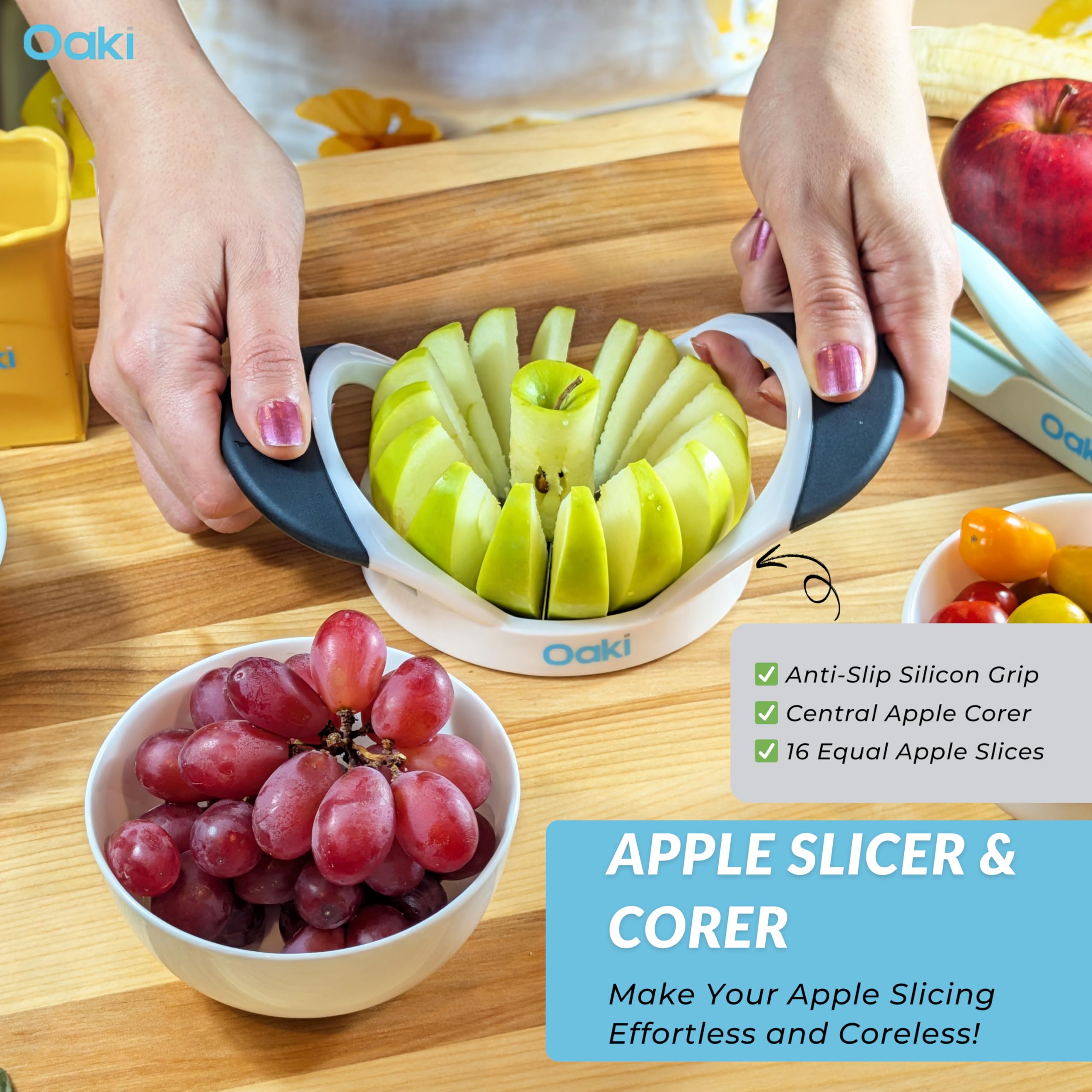 Oaki Bitty Bites descorona y corta manzanas con precisión para porciones.