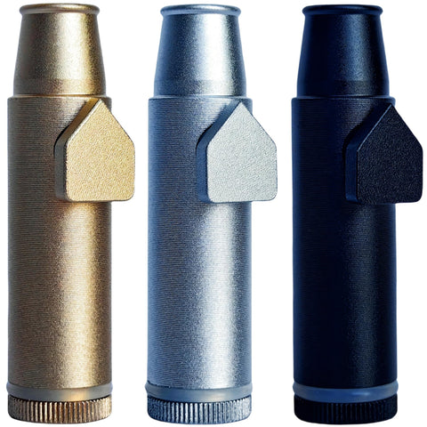 La botella OakMsOik OMO de especias de metal, ideal para uso diario sin goteos.