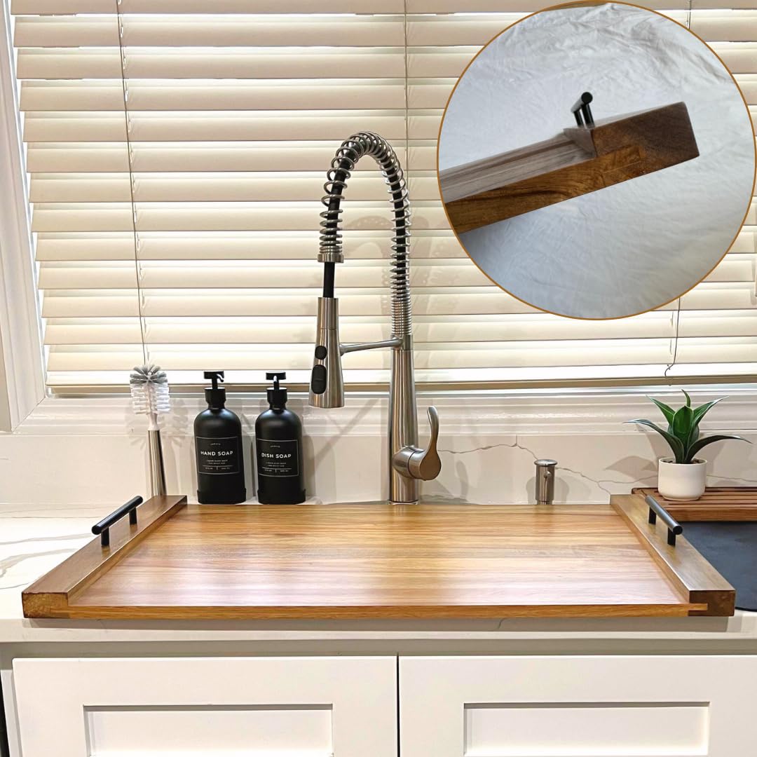 Limpieza fácil de Olive Everything Noodle Board con paño húmedo