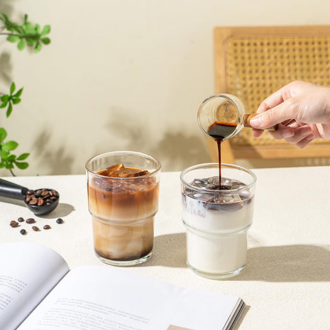 Olvini vaso ligero y portátil, ideal para viajes y oficina.