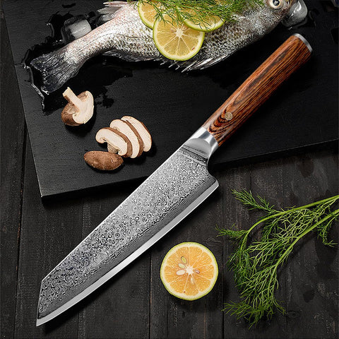 Cuchillo Ompusos con mango de madera ergonómico para agarre cómodo.