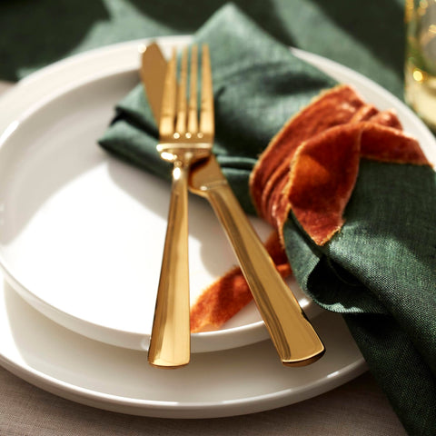 Oneida Aptitude Gold 20pc tenedores de ensalada robustos y elegantes.