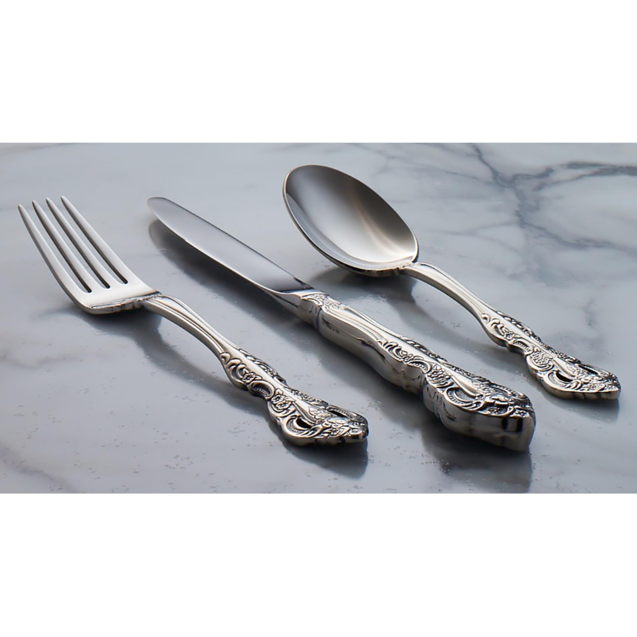 Oneida Michelangelo: conjunto resistente para servir ensaladas en ocasiones especiales.