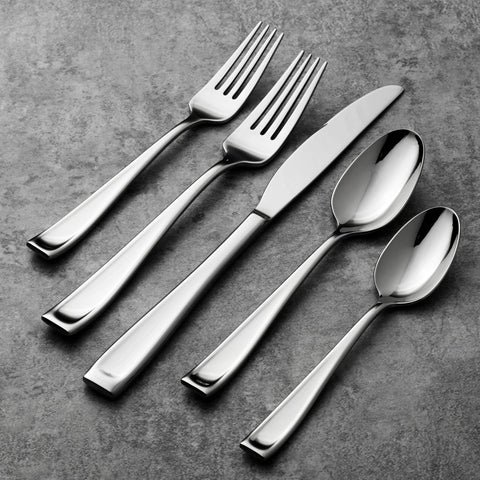 Oneida Moda: tenedor de cena resistente a la corrosión para durar años