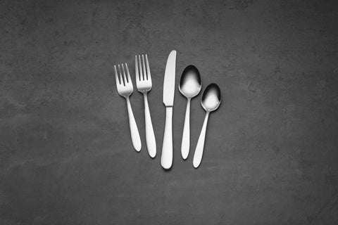 Oneida Mooncrest, tenedor para carne, firme y cómodo.