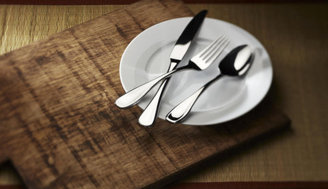 Oneida Voss, juego de servicio de 5 piezas para completar la mesa.