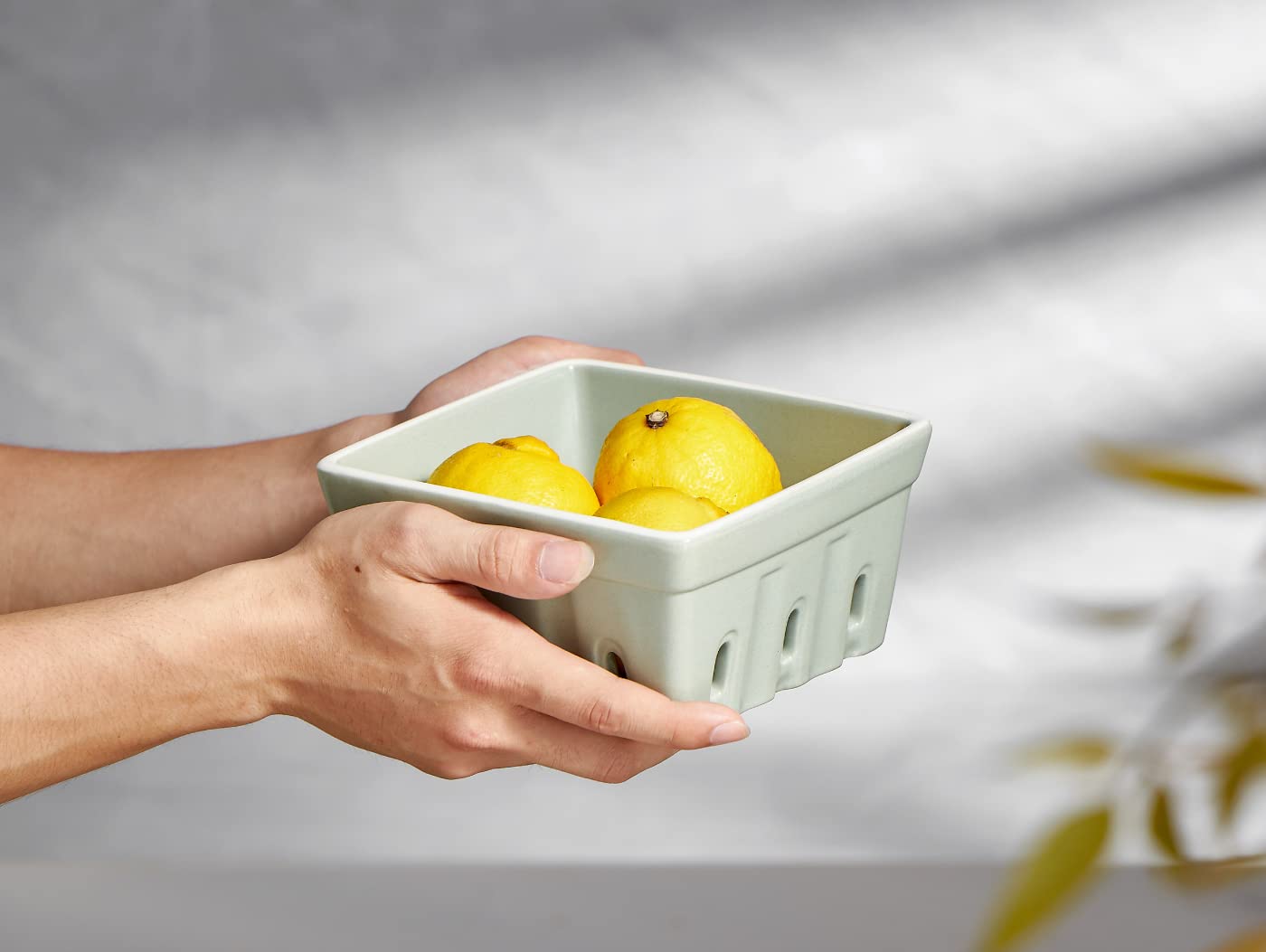 ONEMORE cuenco cerámico para lavar bayas y verduras con drenaje.