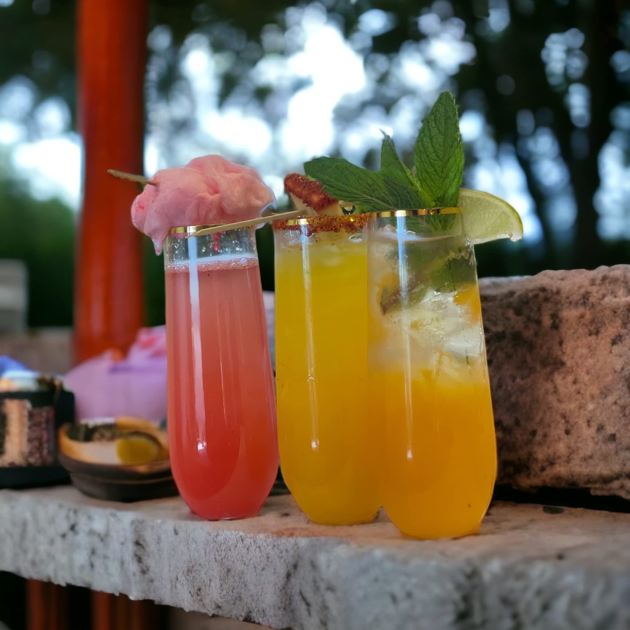 Perfectos para bodas y catering con estilo, de Oojami, toque dorado.