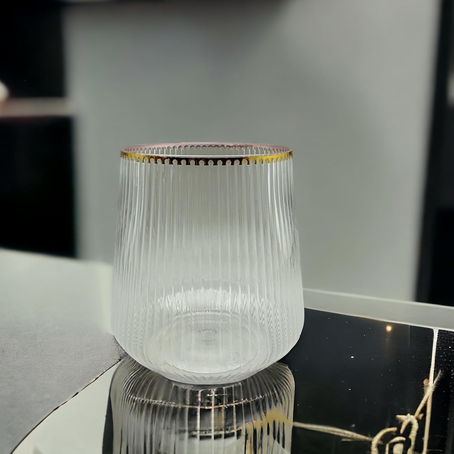 Uso interior y exterior con copas Oojami para bodas y barbacoas.
