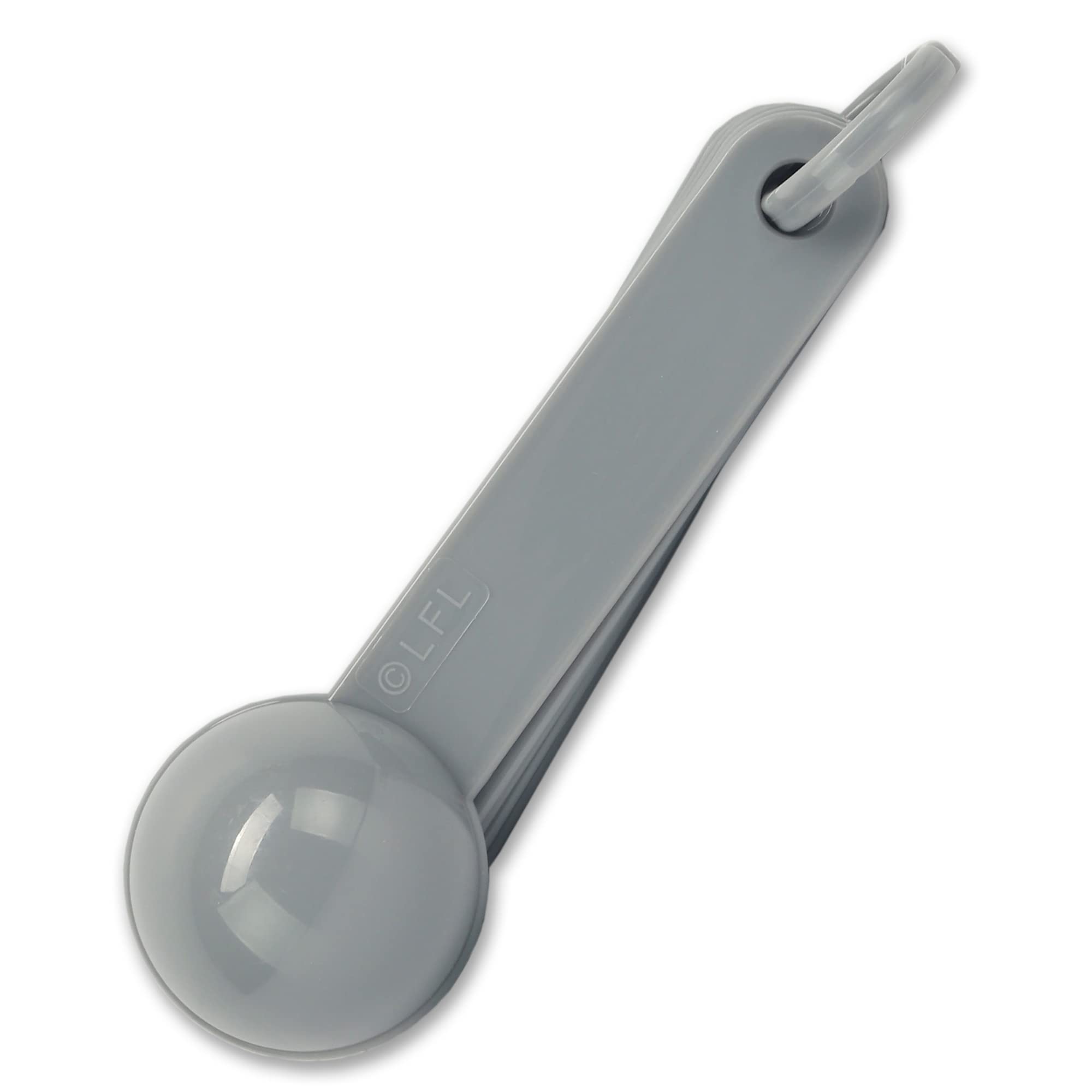 Juego de cinco cucharas medidoras mostradas completo, perfecto para hornear