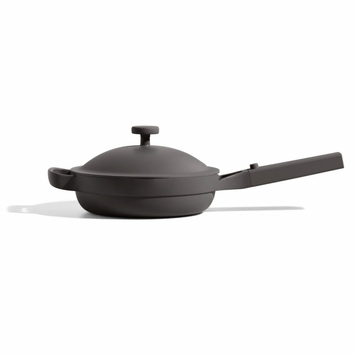 Our Place Mini Always Pan visto frontal, diseño compacto ideal para porciones diarias