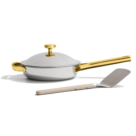 Our Place Mini Titanium Always Pan Pro interior titanio antiadherente para cocinar de forma segura.