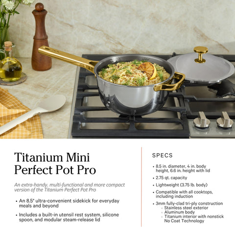 Our Place Titanium Pro mini sarten: tamaño compacto para saltear porciones pequeñas.