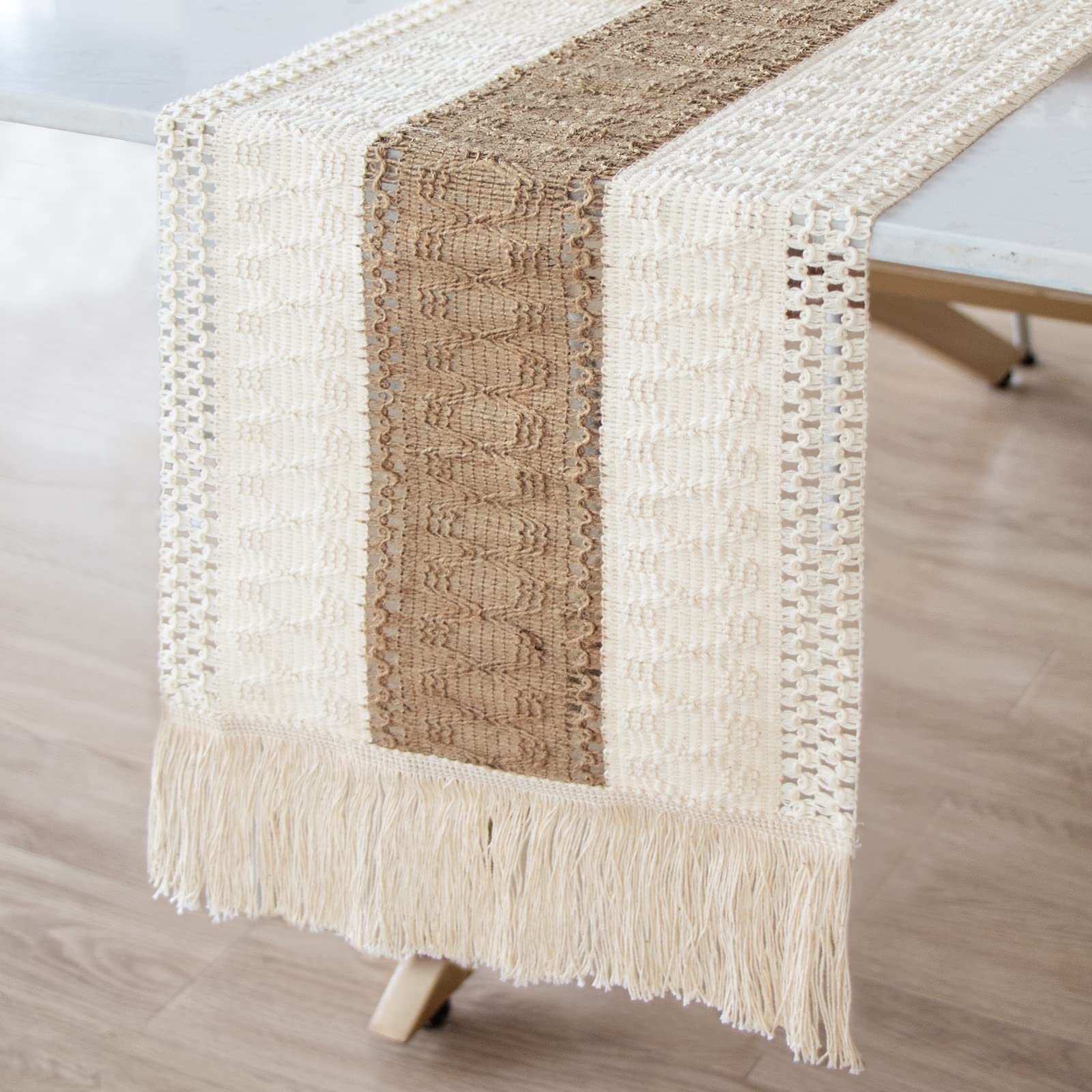 OurWarm camino de mesa macramé: vista general en comedor con estilo rústico