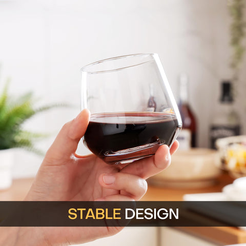 Capacidad de 13.5 onzas para vino tinto o blanco.