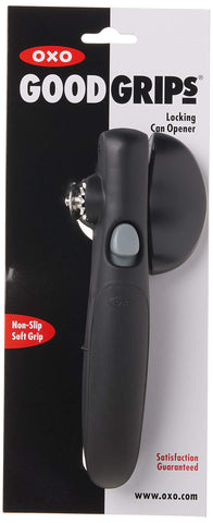 Abrelatas OXO, mango curvado para giro suave y estable.