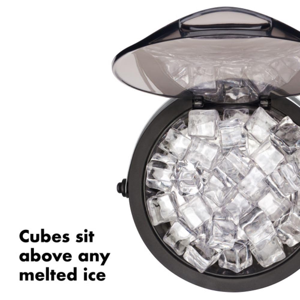 Tapa transparente facilita ver la cantidad de hielo disponible.