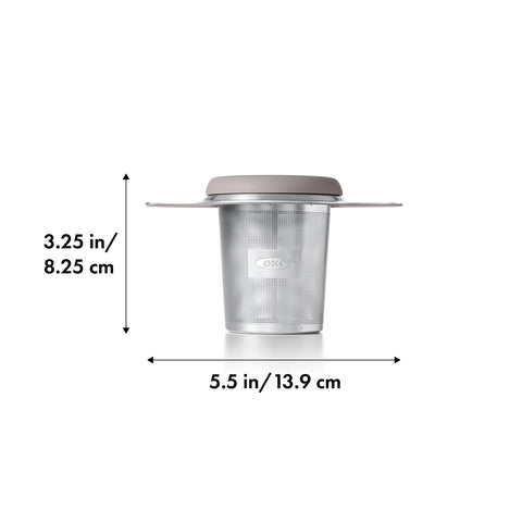 Infusor de té para taza OXO Brew facilita uso sencillo.