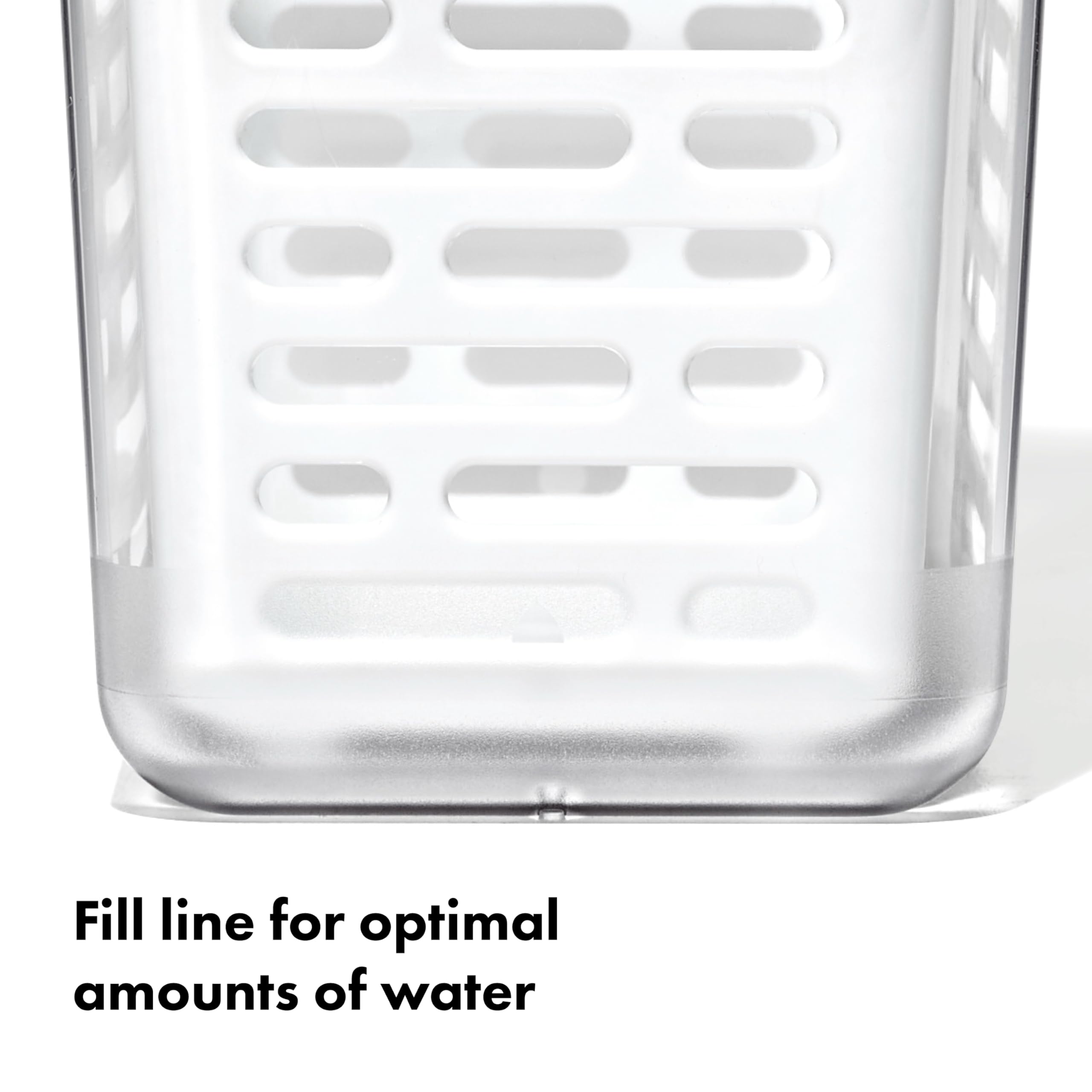 OXO Conservador de Hierbas mostrando la línea de agua para hidratar