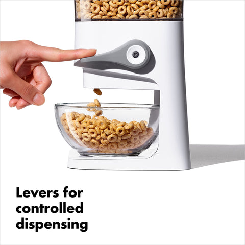OXO dispensador de cereal con tapa hermetica y frescura preservada