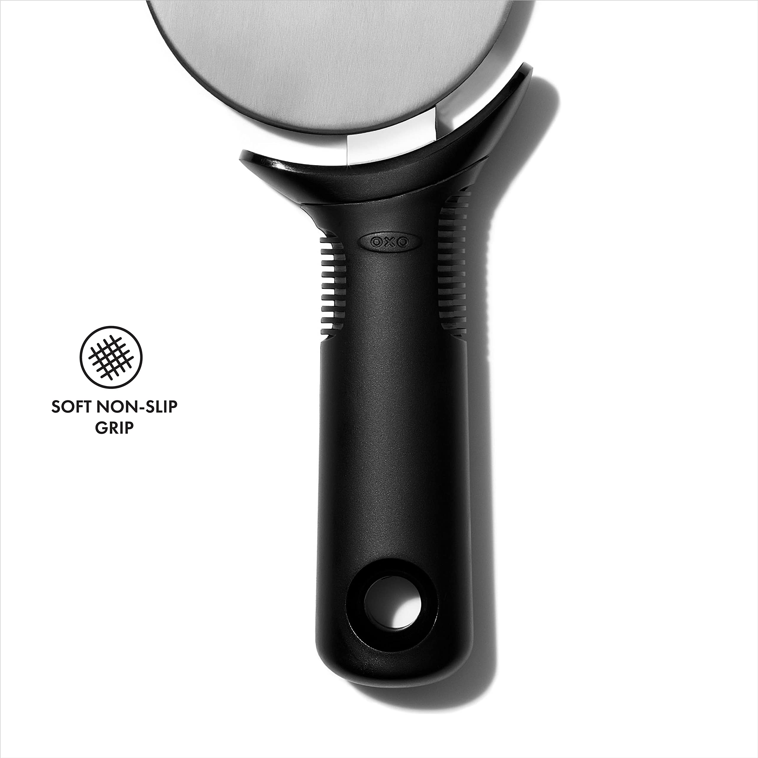 OXO Good Grips: corte de masa para tarta con facilidad