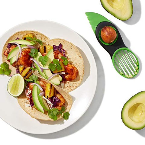 Prueba rápida en casa con OXO Good Grips para aguacates perfectos.
