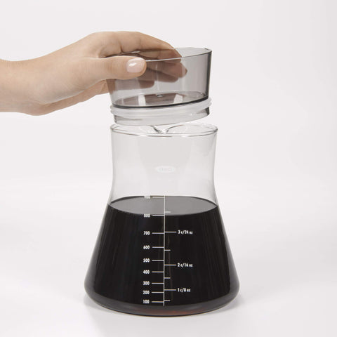 OXO Good Grips diseño compacto que encaja en la encimera