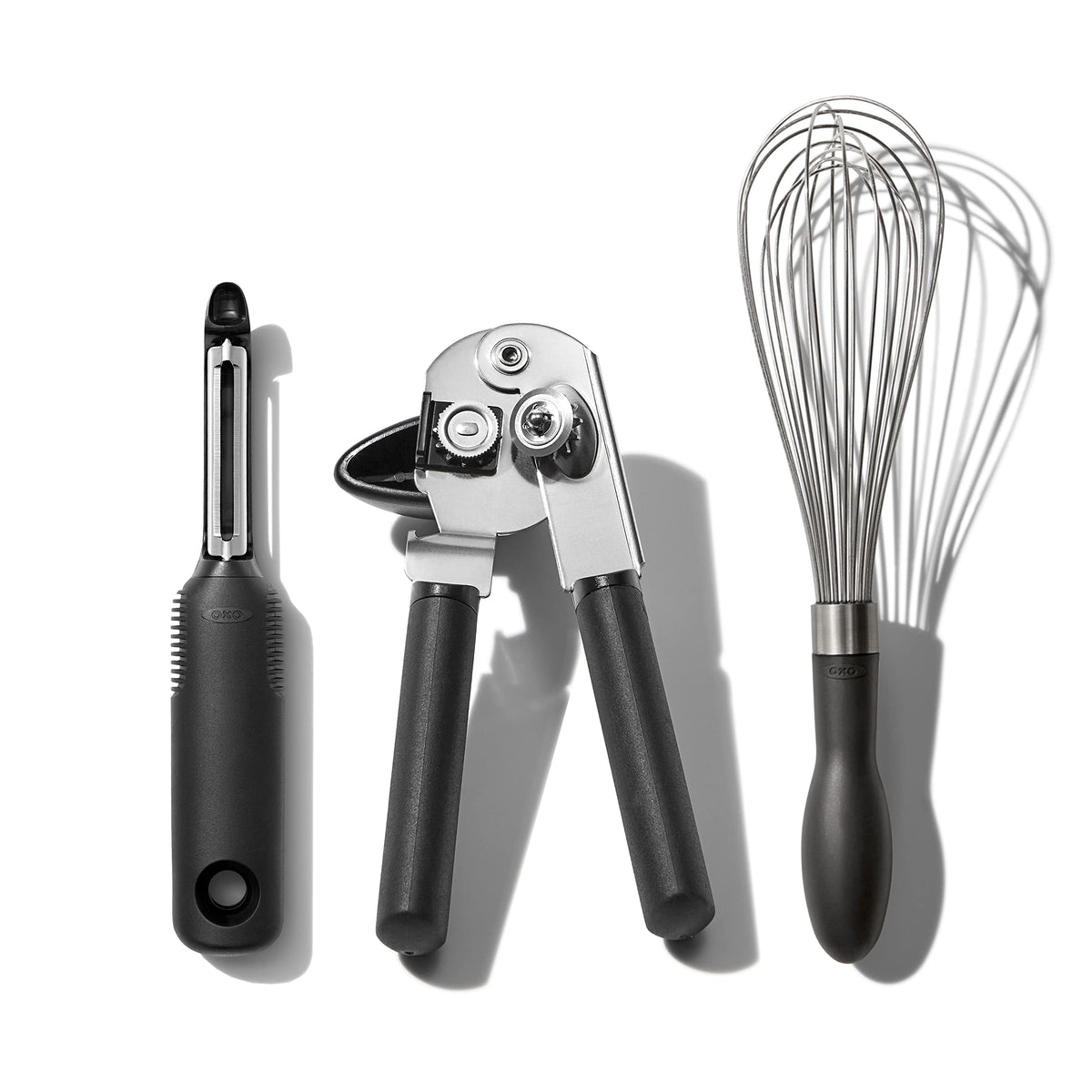 OXO Good Grips Pelador Giratorio con hoja de acero japonés para cortes precisos.