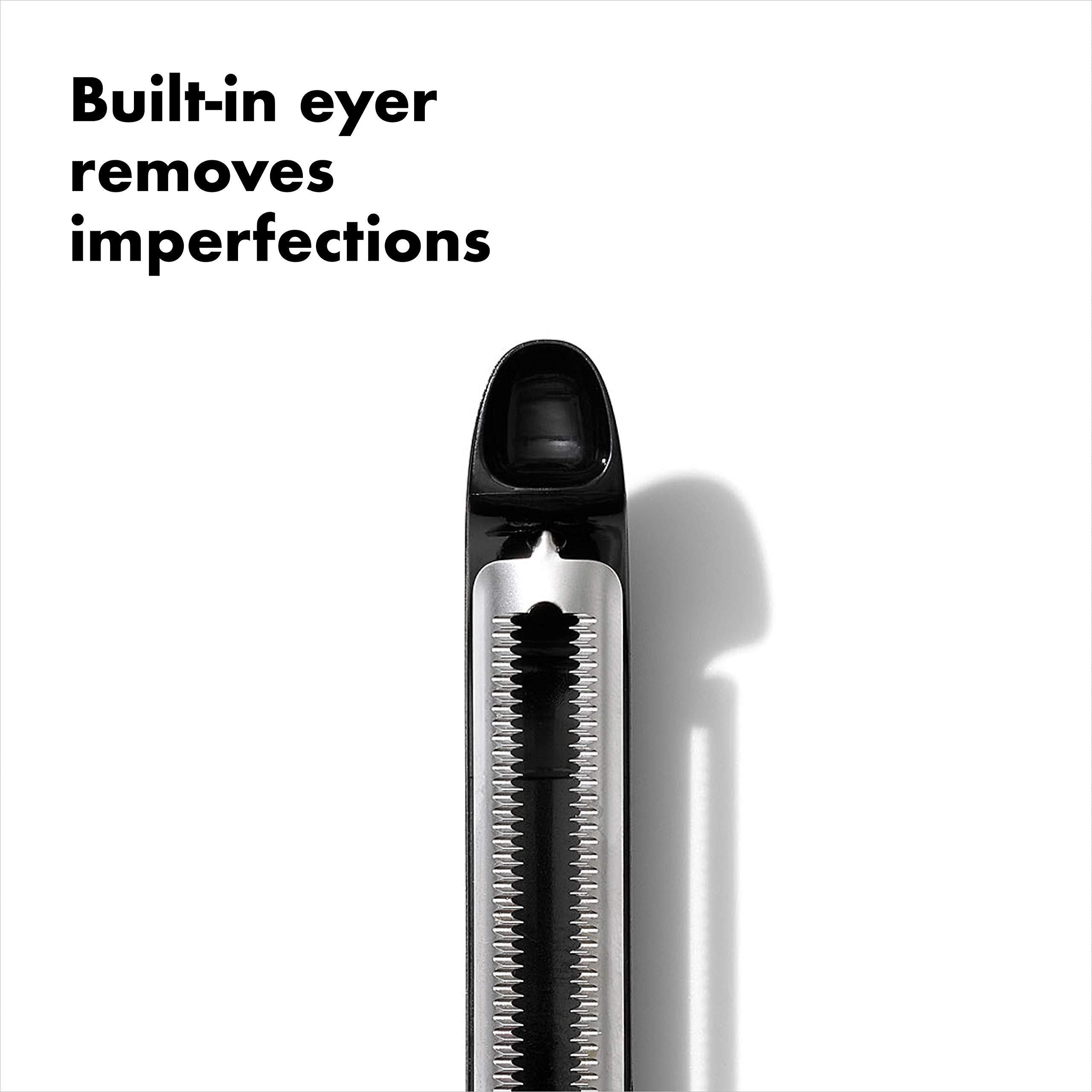 OXO Good Grips Pelador Serrado pelando calabacines con facilidad